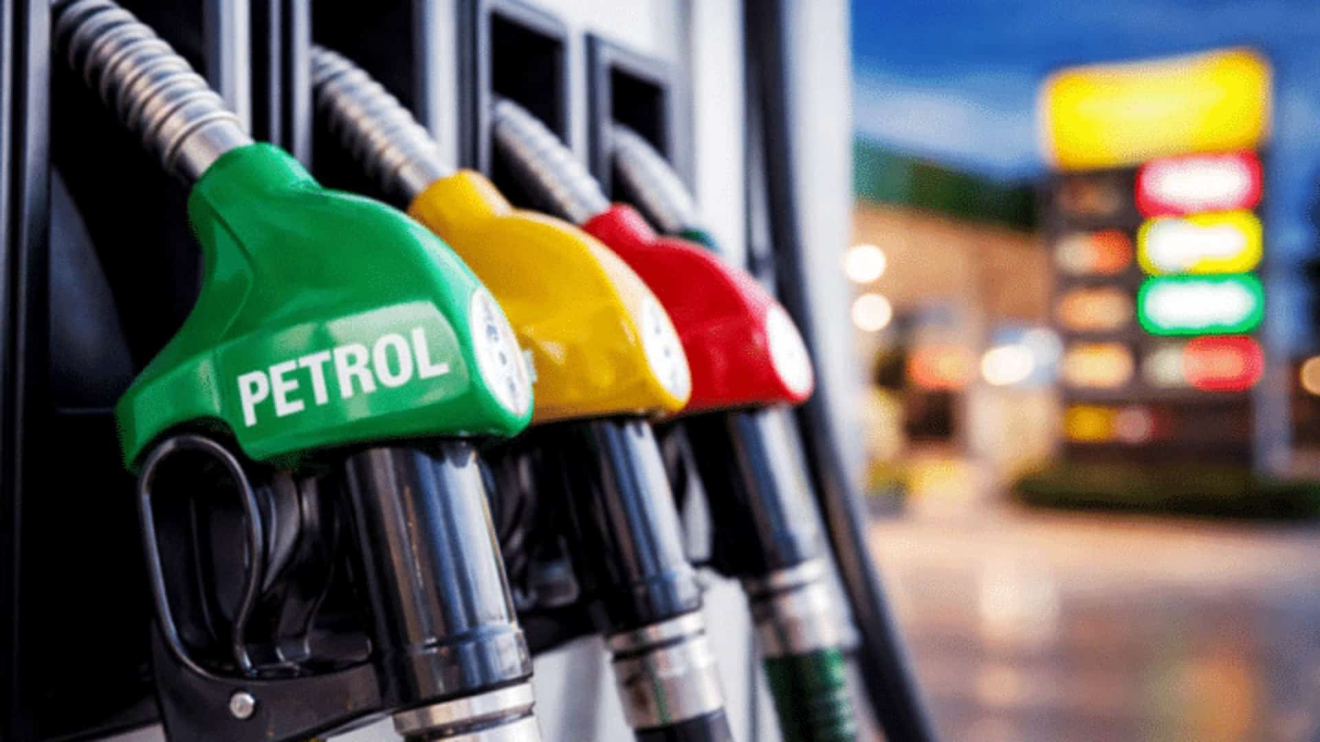 پیٹرولیم مصنوعات کی قیمتوں میں اتار چڑھاؤ سے نمٹنے کیلئے اہم اقدام سامنے آگیا