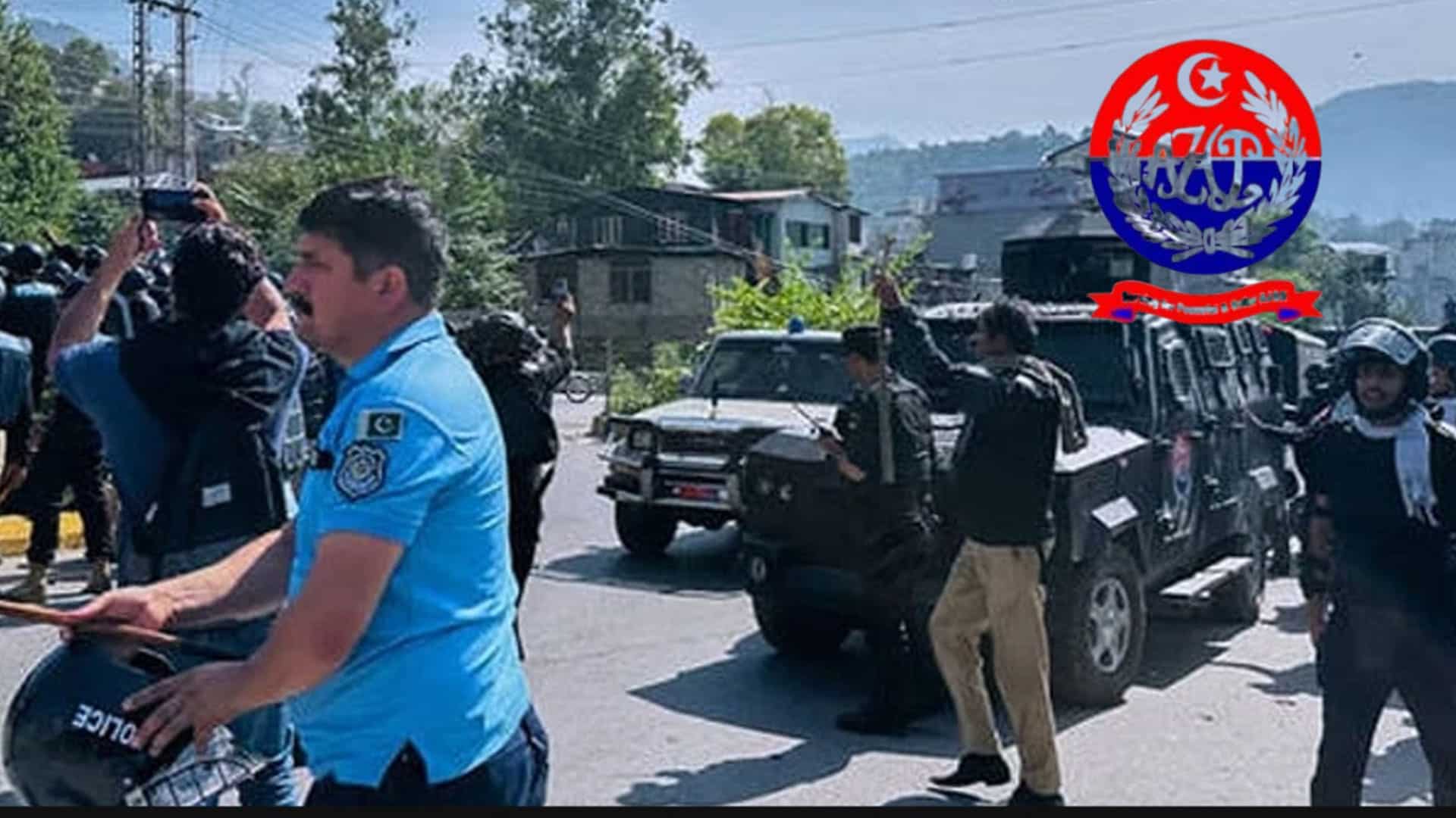 راولاکوٹ میں قانون نافذ کرنے والے اداروں کا آپریشن، سی ایم ایچ کا محاصرہ ختم، امن بحال کر دیا گیا، ترجمان آزاد کشمیر پولیس