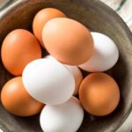 انڈے کا رنگ یا حقیقت کچھ اور؟سپر مارکیٹ کے فیصلے نے سب کو چونکا دیا