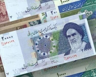 ایرانی ریال خریدنے والوں کو جھٹکا، لمحوں میں سارا حساب بدل گیا!