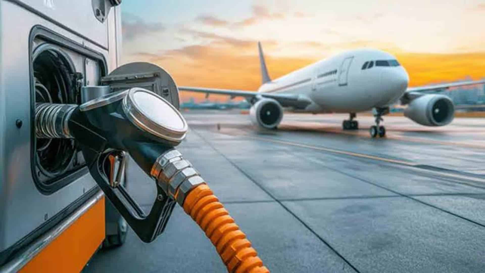 حکومت نے جیٹ فیول بھی مہنگا کر دیا، بڑے اضافے کا اعلان