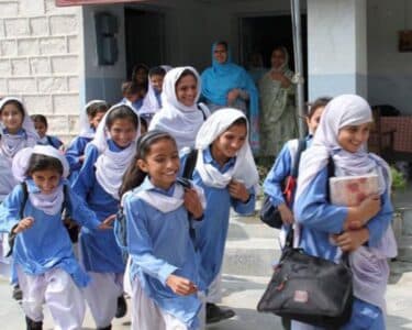 پنجاب بھر کے اسکولز انتظامیہ خبردار ، صوبائی حکومت کا بڑا فیصلہ