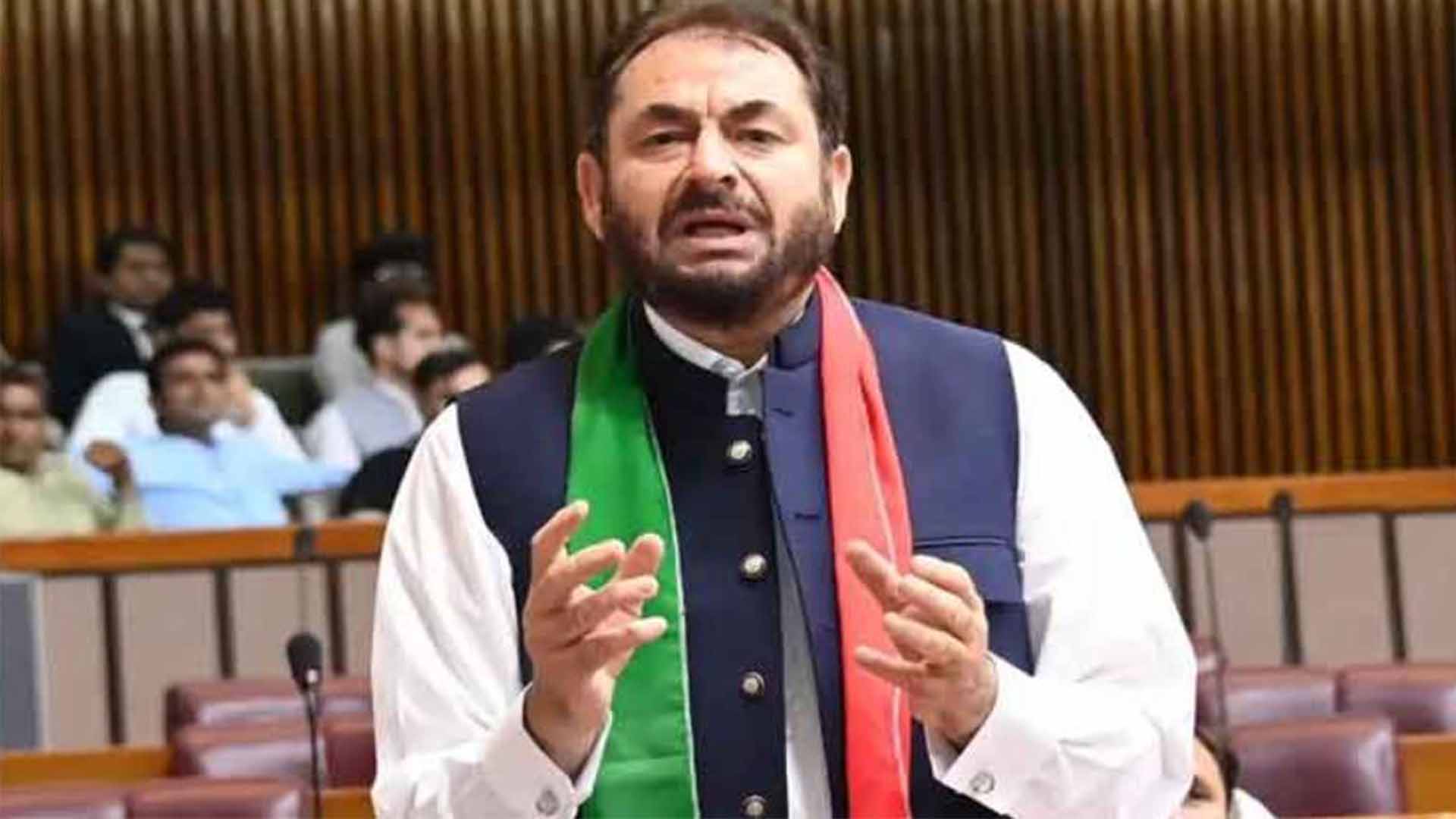 پی ٹی آئی کا اقبال آفریدی کے خلاف بڑا ایکشن، پارٹی رکنیت معطل