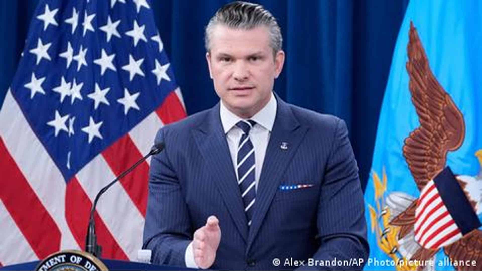 آج رات ایران پر بڑے حملے ، اہم تنصیبات کو نشانہ بنایا جائیگا،امریکی وزیر جنگ کی دھمکی