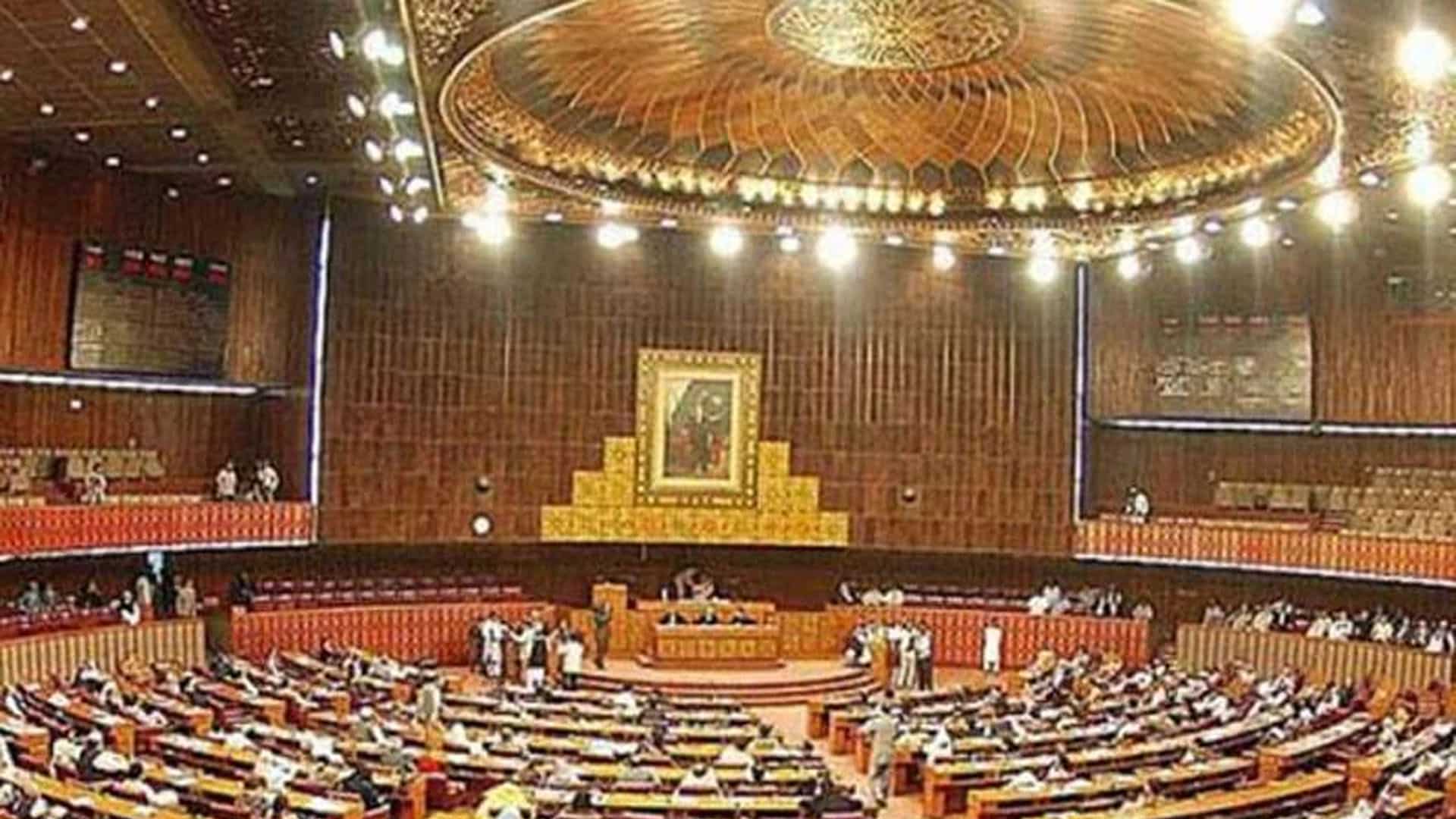 بجٹ اجلاس بلانے پر مشاورت مکمل ،حکومت اراکین کو جمعرات کو اسلام پہنچنے کی ہدایت