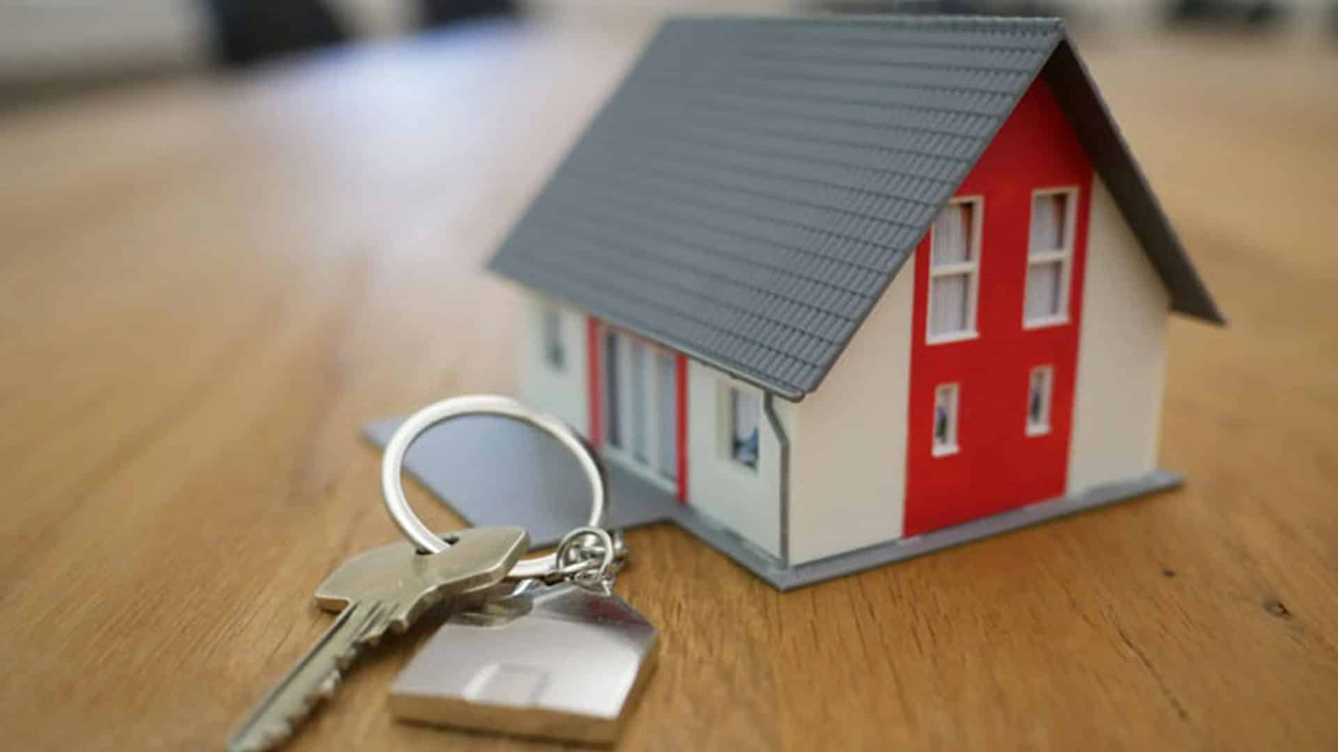بجٹ میں فائلرز کے لیے جائیداد پر ودہولڈنگ ٹیکس میں بڑی کمی کی تجویز