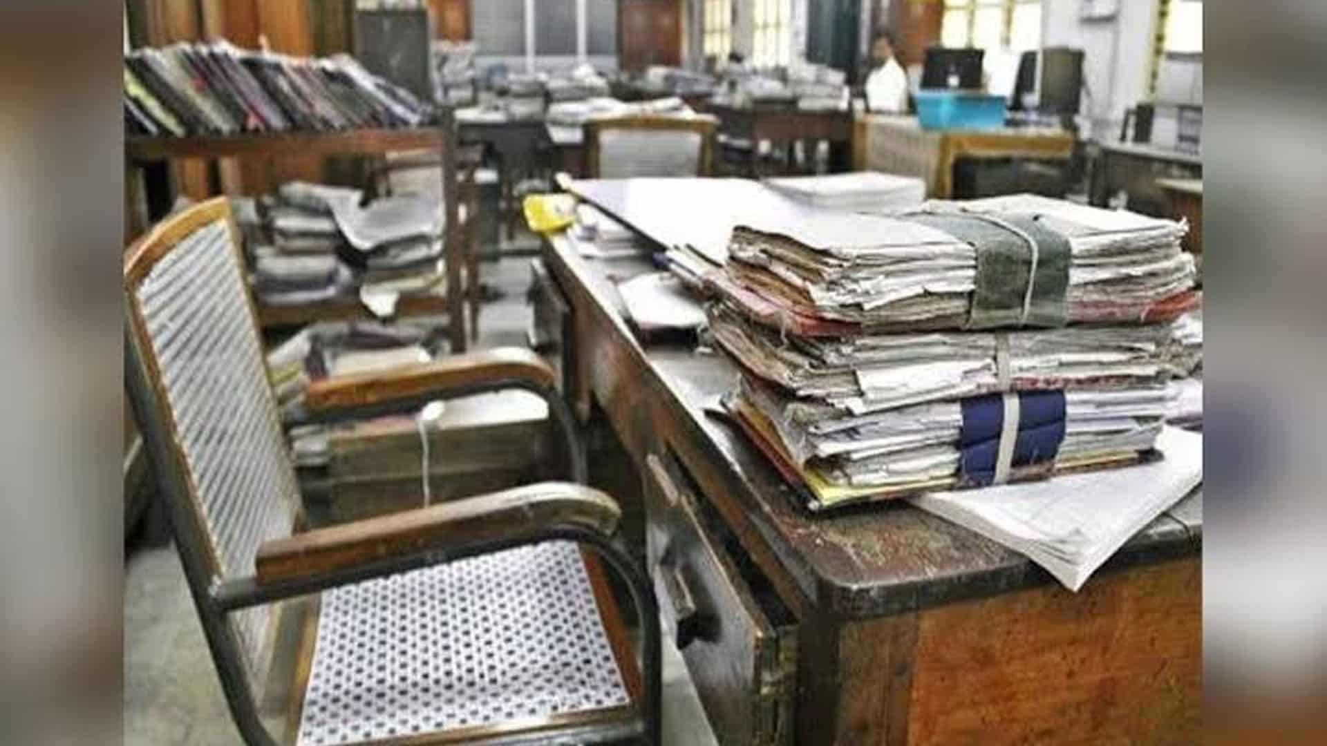 حکومت کا سرکاری دفاتر میں جمعہ کی چھٹی ختم کرنے کا اعلان