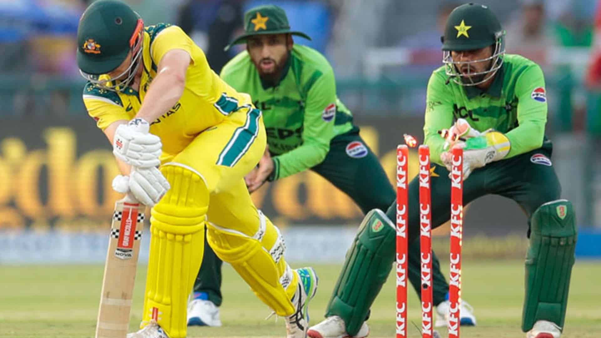 آسٹریلیا نے دوسر ے ون ڈے میں پاکستان کو شکست دیدی،سیریز برابر