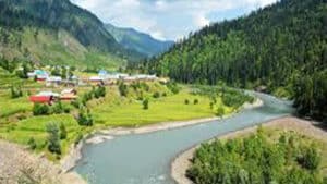 آزاد کشمیر حکومت کا بڑا فیصلہ ، سیاحوں کو کشمیر داخل ہونے سے روک دیا گیا