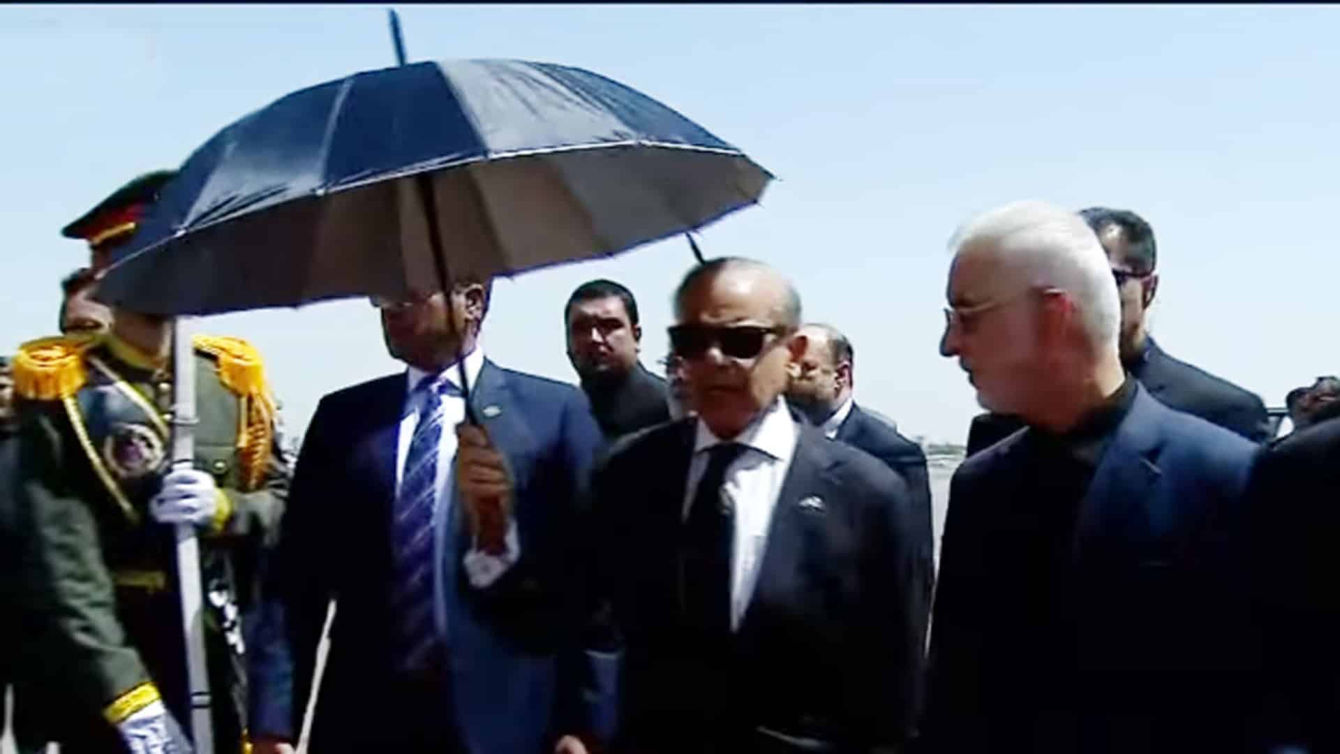 شہید ایرانی رہبر اعلیٰ آیت اللہ خامنہ ای کی آخری رسومات، وزیراعظم شہبازشریف وفد کے ہمراہ تہران پہنچ گئے