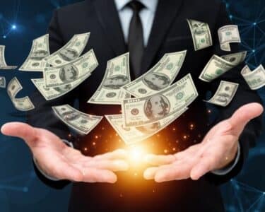 کروڑ پتیوں کی تعداد میں ریکارڈ اضافہ، کس ملک نے سب کو پیچھے چھوڑ دیا؟