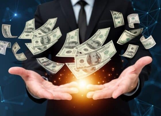 کروڑ پتیوں کی تعداد میں ریکارڈ اضافہ، کس ملک نے سب کو پیچھے چھوڑ دیا؟
