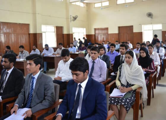 13 محکموں میں گریڈ 5 سے 15 کی بھرتیوں کا فیصلہ، انٹرویو 5 اگست سے شروع