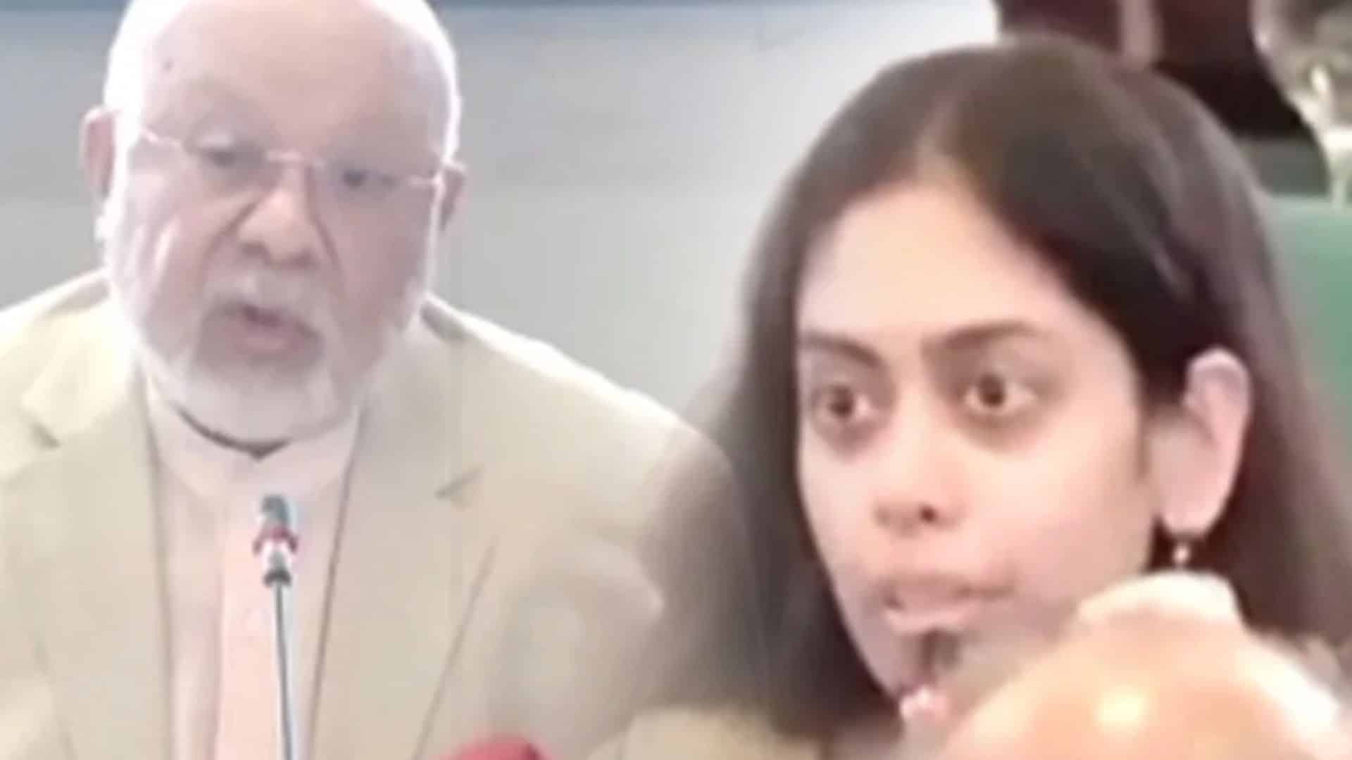 نقشے پر کشمیر کو پاکستان کا حصہ دیکھانے پر بھارتی حکام کا اعتراض، بنگلہ دیشی سفارتکار نے کلاس لے لی