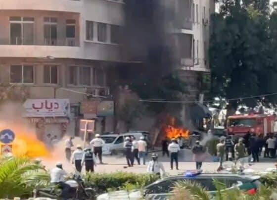 شام کے دارالحکومت دمشق میں دھماکے، فرانسیسی صدر دورے پر موجود