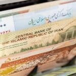 خطے کی کشیدگی اور معاشی دباؤ، ایرانی ریال خریدنے والوں کے لیے اہم خبر