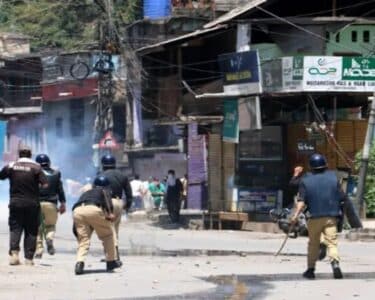 ڈھڈیال :مسلح افراد کے پولیس پرحملہ ، ایک اہلکار شدید زخمی، ہنگامی بنیادوں پر قریبی ہسپتال منتقل