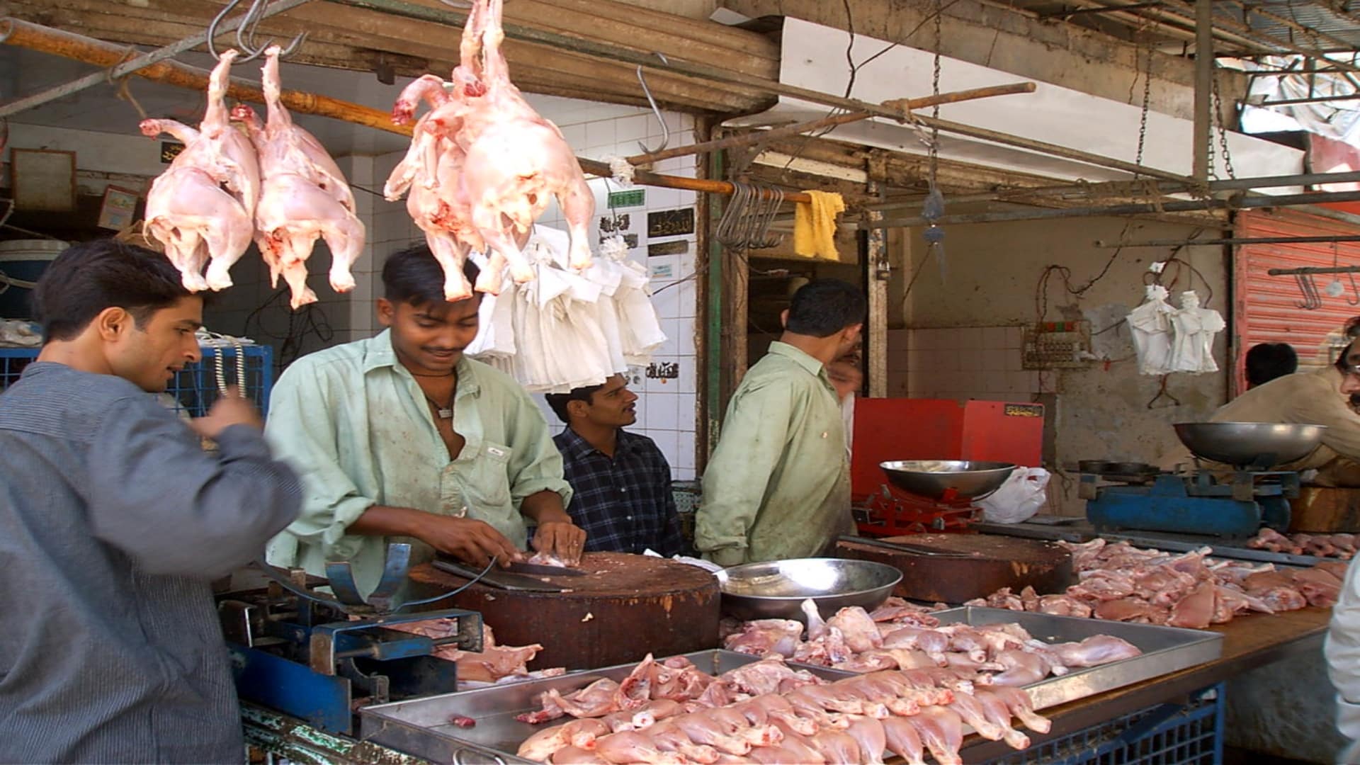 چکن، بیف اور مٹن کی قیمتوں میں ہوشربا اضافہ، گوشت عام آدمی کی پہنچ سے باہر