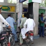 ملک بھر کے پیٹرول پمپس پر ڈیجیٹل مانیٹرنگ ، اوگرا کا بڑا فیصلہ آگیا
