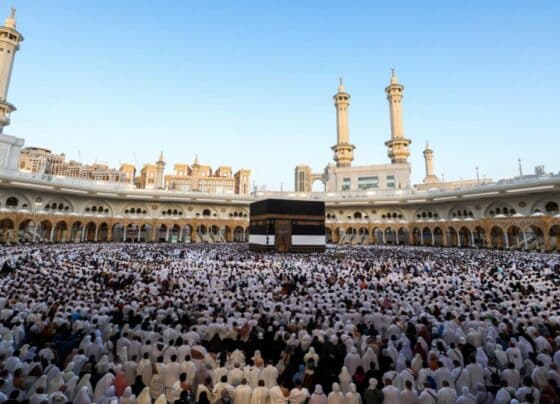 بار بار عمرہ کرنے کے خواہشمندوں کے لیے خوشخبری، سعودی عرب کا ویزوں سے متعلق اہم اعلان