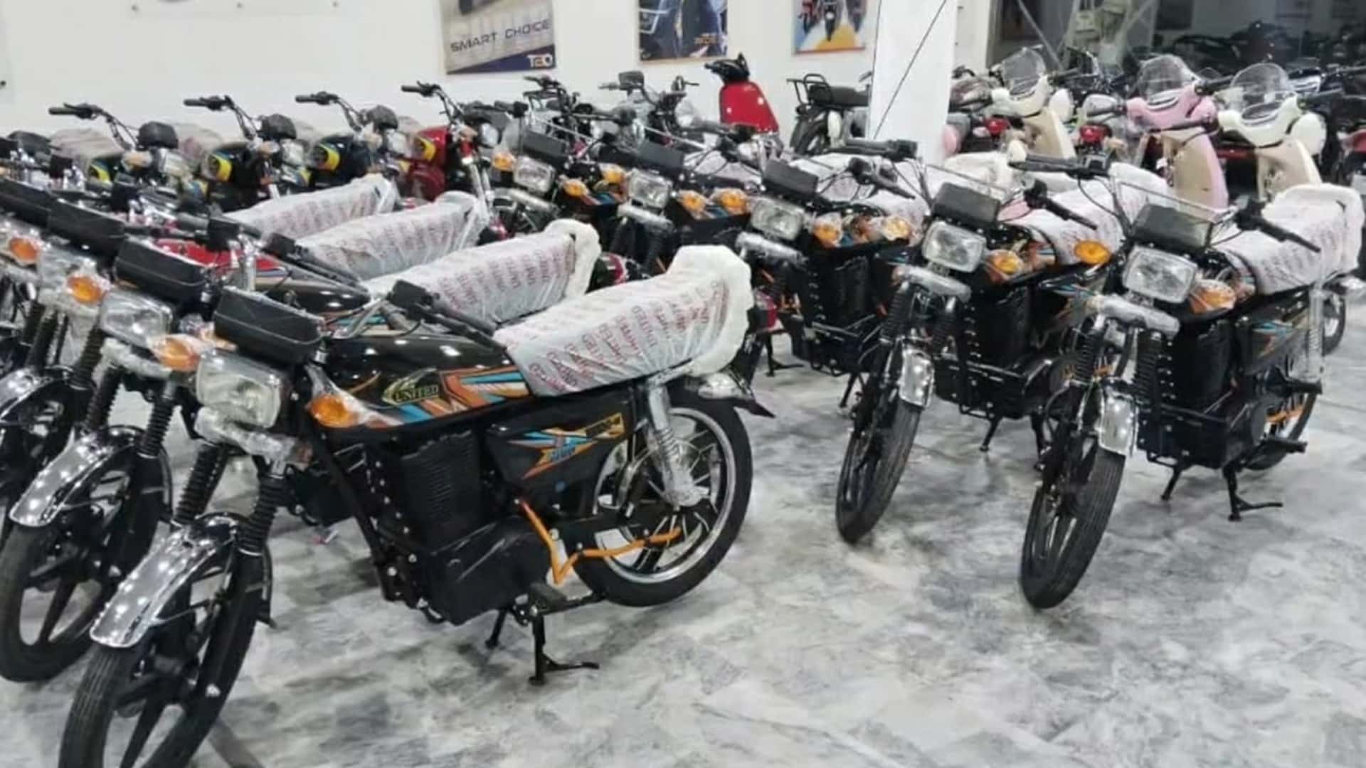 کم بجٹ والوں کے لیے خوشخبری ، یونائیٹڈ کی 70 سی سی موٹرسائیکل کی نئی قیمت نے صارفین کو چونکا دیا