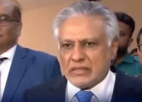 اسحاق ڈار