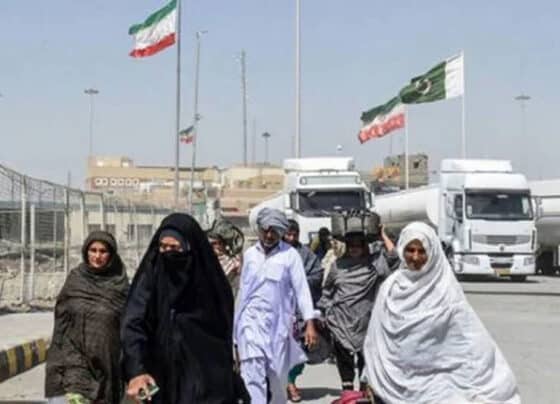 ایران عراق جانے والے زائرین