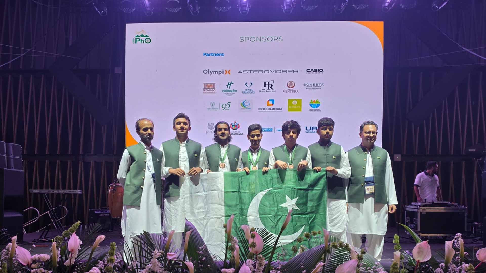 انٹرنیشنل فزکس اولمپیاڈ میں پاکستان نے تین کانسی کے تمغے جیت لیے