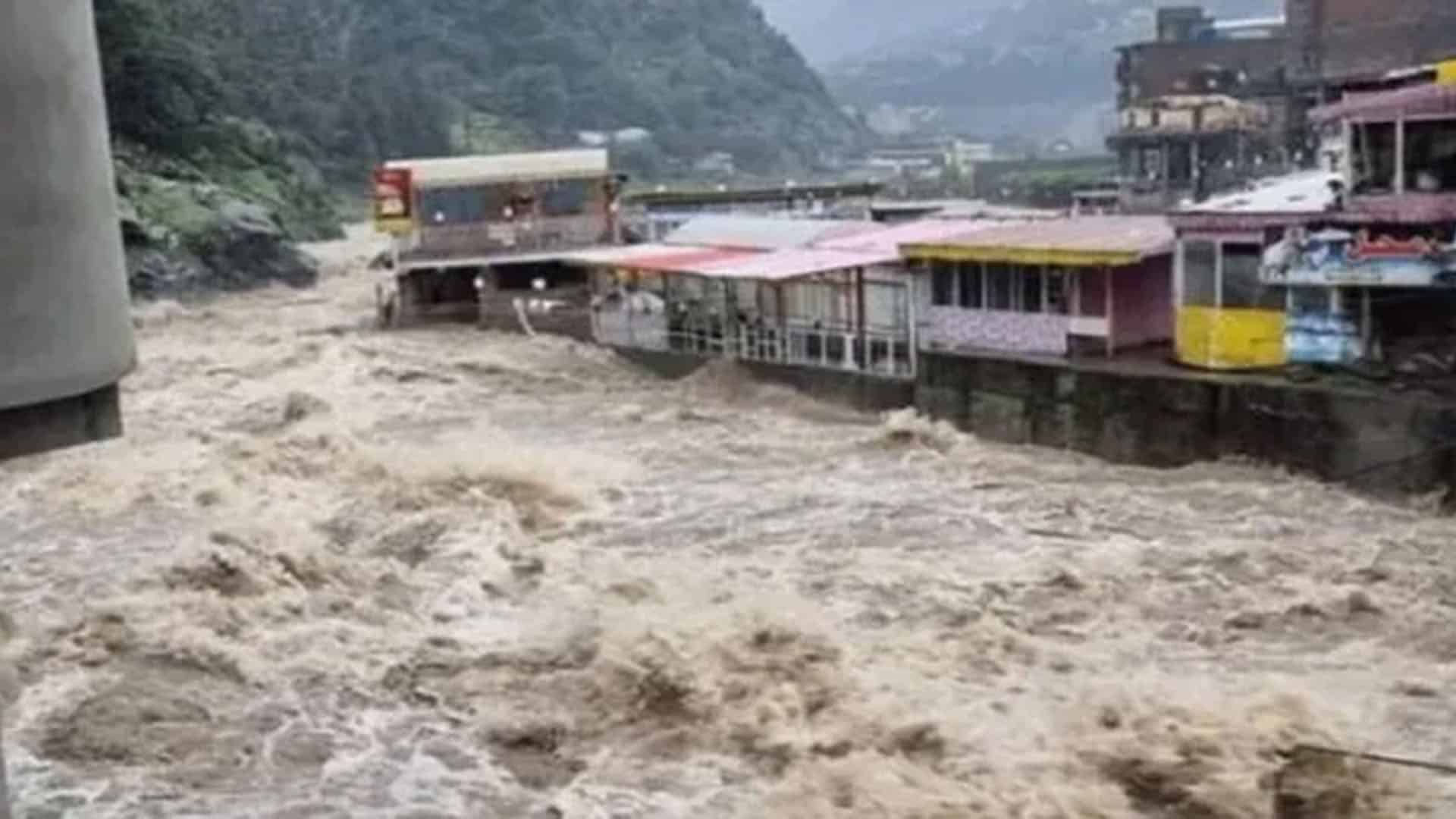 طوفانی بارشوں ،سیلابی ریلوں نے تباہی مچا دی، متعدد افراد جاں بحق ،محکمہ موسمیات کا الرٹ جاری
