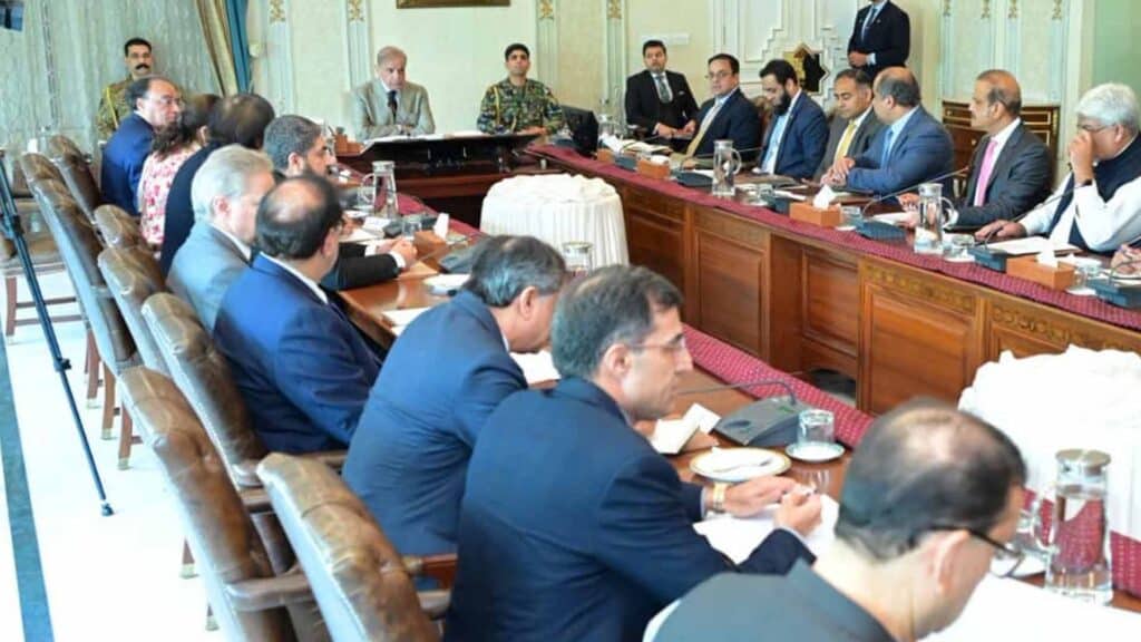 پاکستانی معیشت استحکام کی راہ پر گامزن، رواں سال ترقی اور کاروباری سرگرمیوں کے فروغ کا سال ہوگا،وزیراعظم