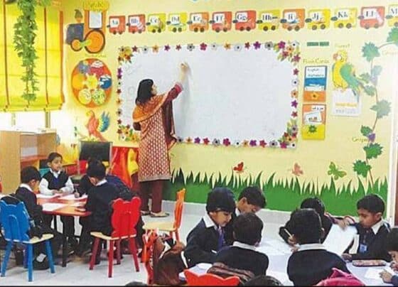پرائیویٹ تعلیمی ادارے مفت تعلیم