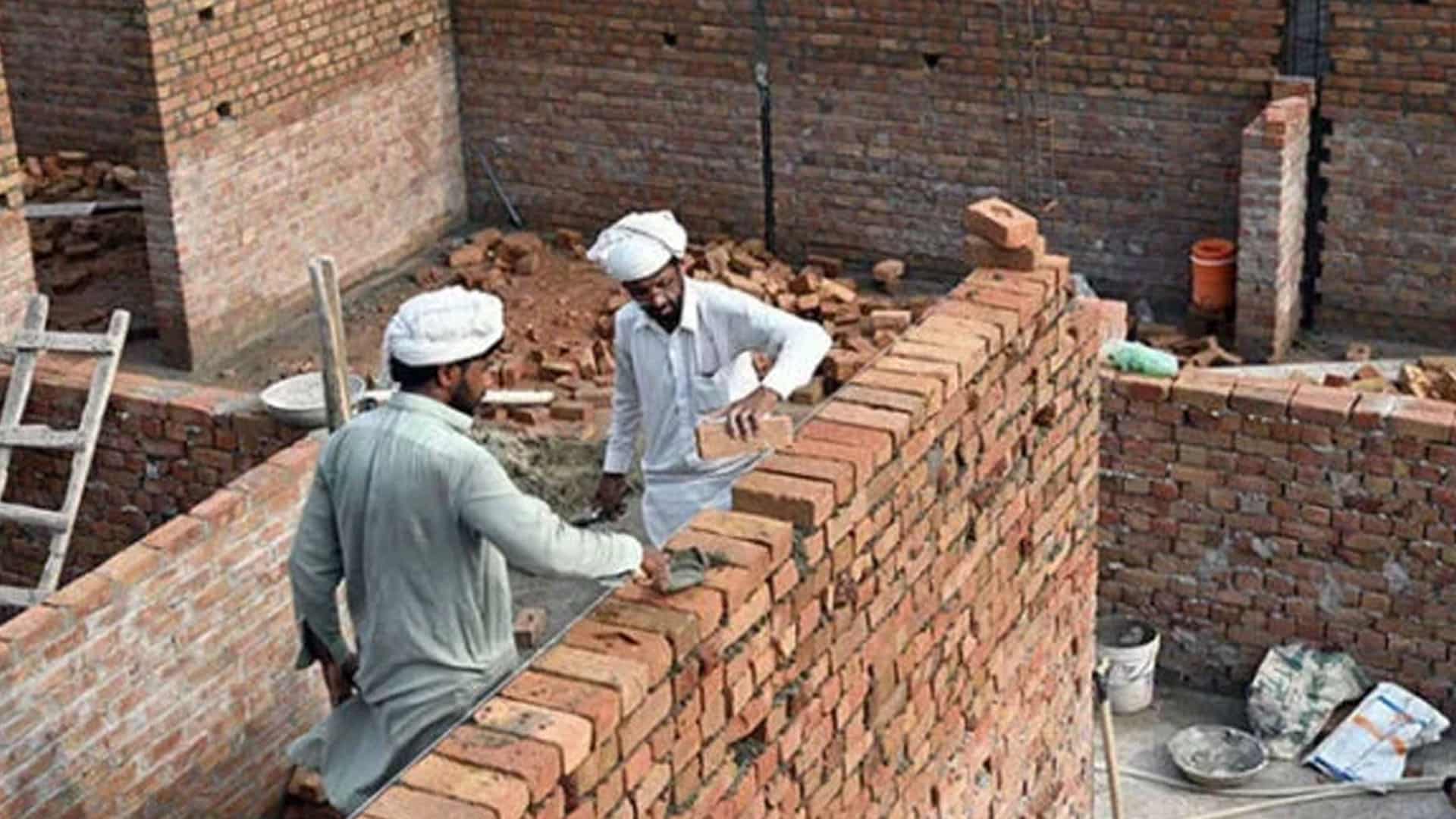 گھر کی چھت ڈالنے کے لیے 10 لاکھ تک قرض ملے گا، اعلان ہوگیا