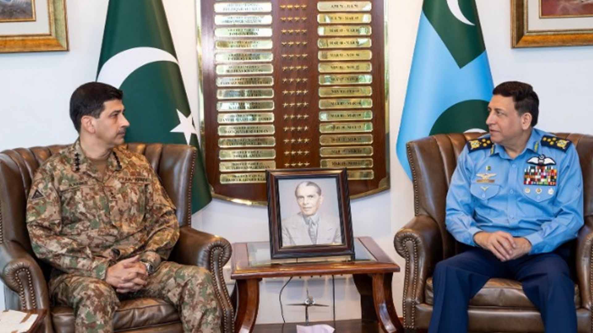 کمانڈر نیشنل اسٹریٹجک کمانڈجنرل سید عامر رضا کی نیول اور ایئر چیف سے ملاقات