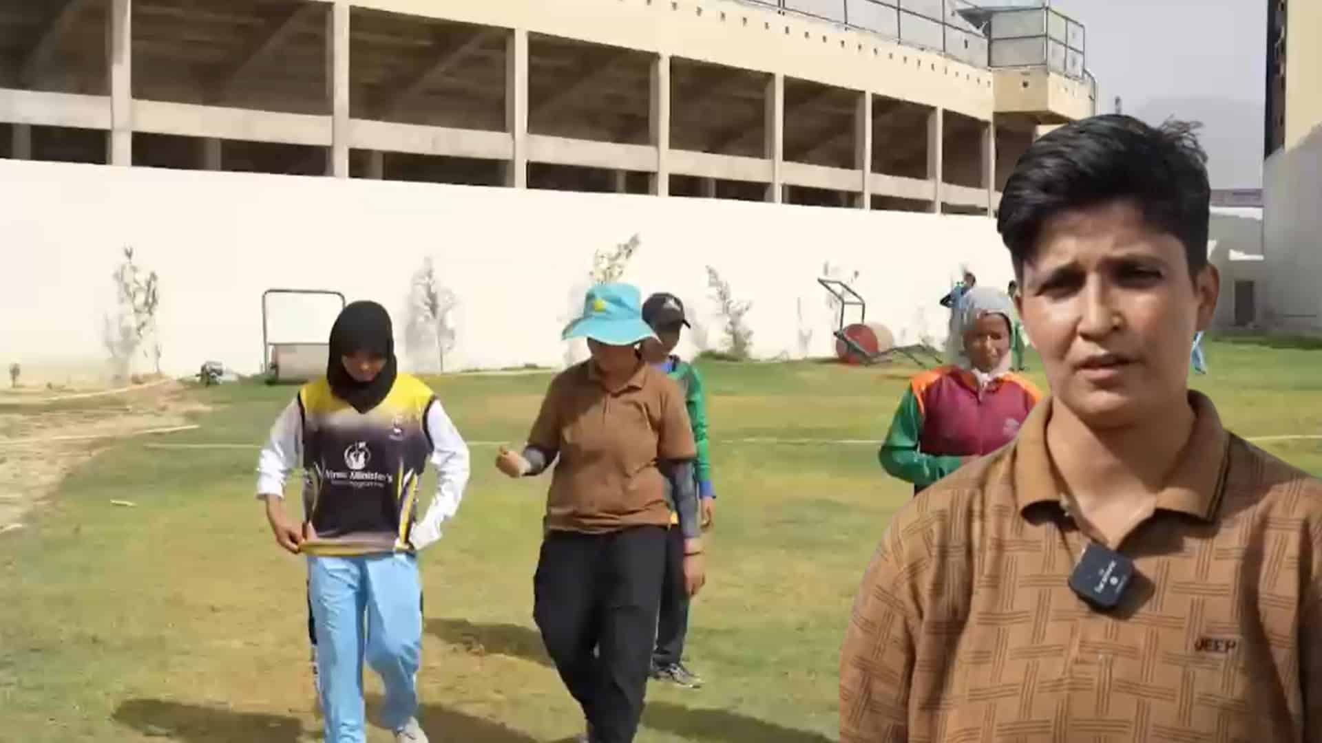 پاک فوج کا بھرپور تعاون، بلوچستان کی پہلی کرکٹ کوچ خیر النسا کون ہیں، یہ اعزاز کیسے حاصل کیا؟