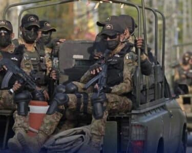 سیکیورٹی فورسز کی خیبرپختونخوا میں دو مختلف کارروائیاں، فتنہ الخوارج کے 10 دہشتگرد ہلاک