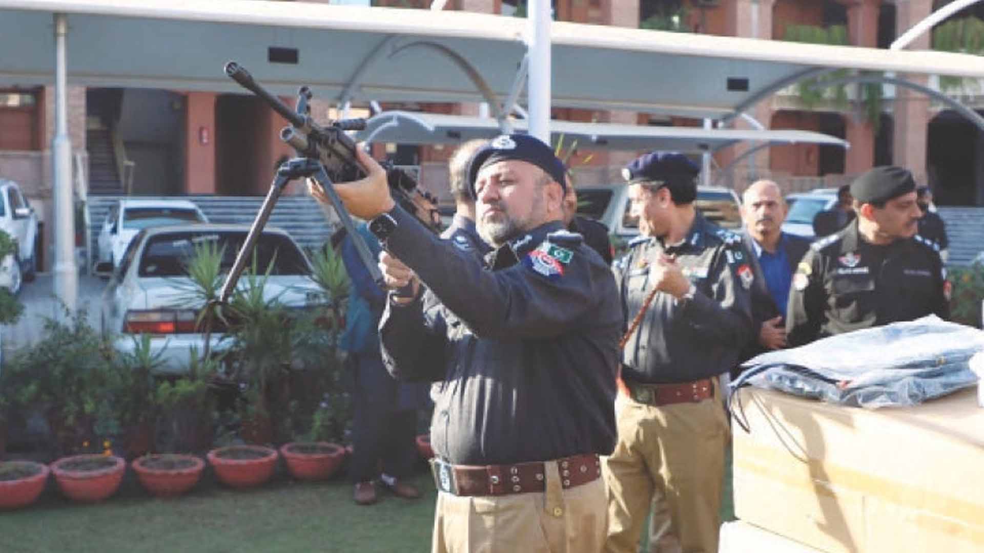 خیبرپختونخوا میں شہدا کے فنڈز سے خریدے گئے چار کروڑ کے ڈرونز، ریسکیو کے کام کیوں نہ آئے؟