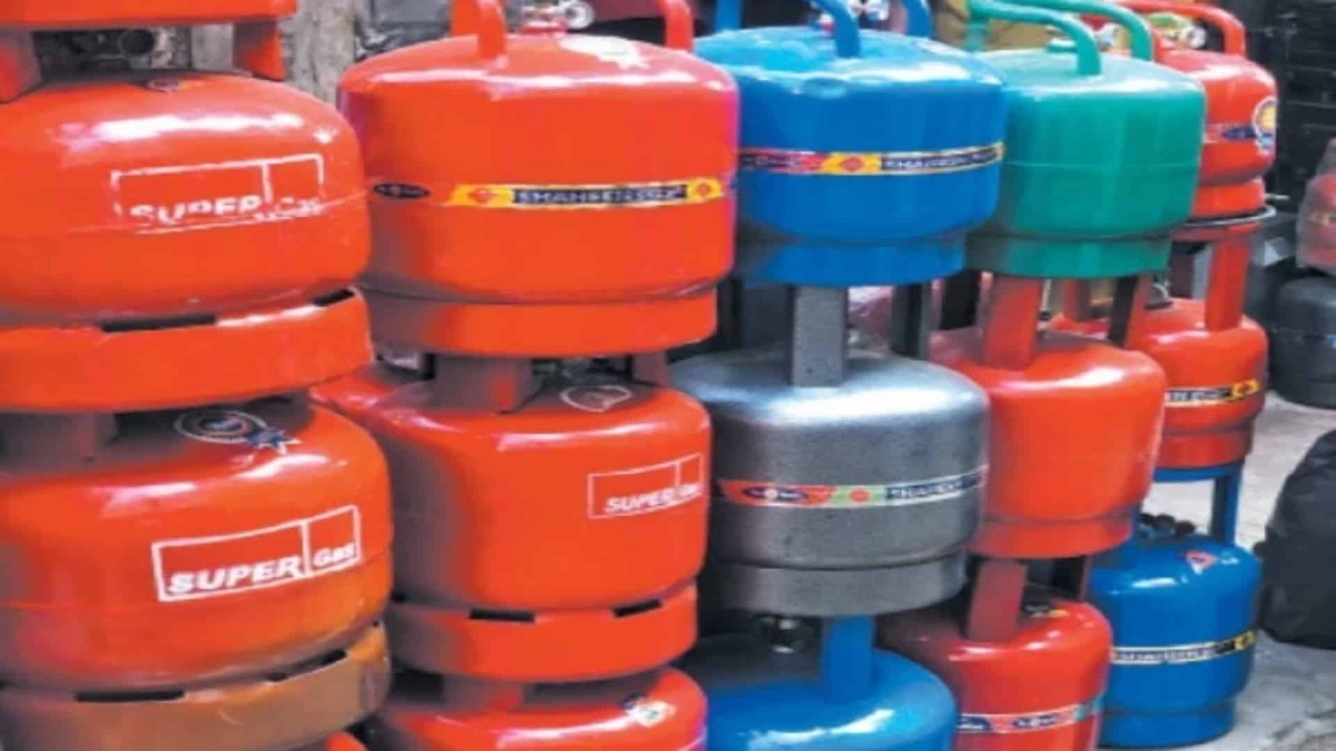 ایل پی جی کی قیمت میں ایک بار پھر بڑا اضافہ، گھریلو صارفین پریشان
