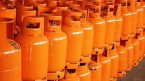 گیس لوڈشیڈنگ سے عوام پریشان، ایل پی جی کی قیمت 450 روپے فی کلو تک پہنچ گئی