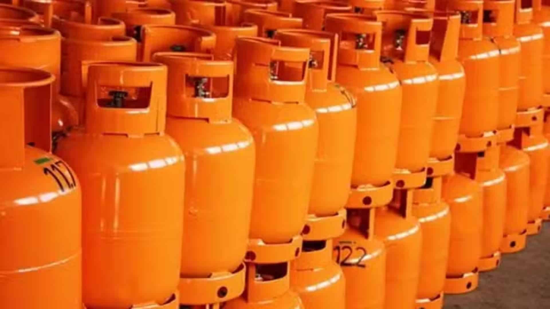 گیس لوڈشیڈنگ سے عوام پریشان، ایل پی جی کی قیمت 450 روپے فی کلو تک پہنچ گئی