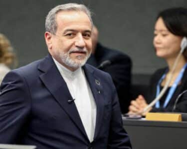 ٹرمپ کا ایران کیخلاف معاشی جنگ کا اعلان امریکا کیلئے مزید شکست کا باعث بنےگا ، عباس عراقچی