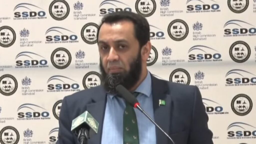 دہشتگردی کیخلاف جنگ میں پاکستانی قوم نے 90 ہزار جانوں کی قربانیاں دیں ، عطا تارڑ