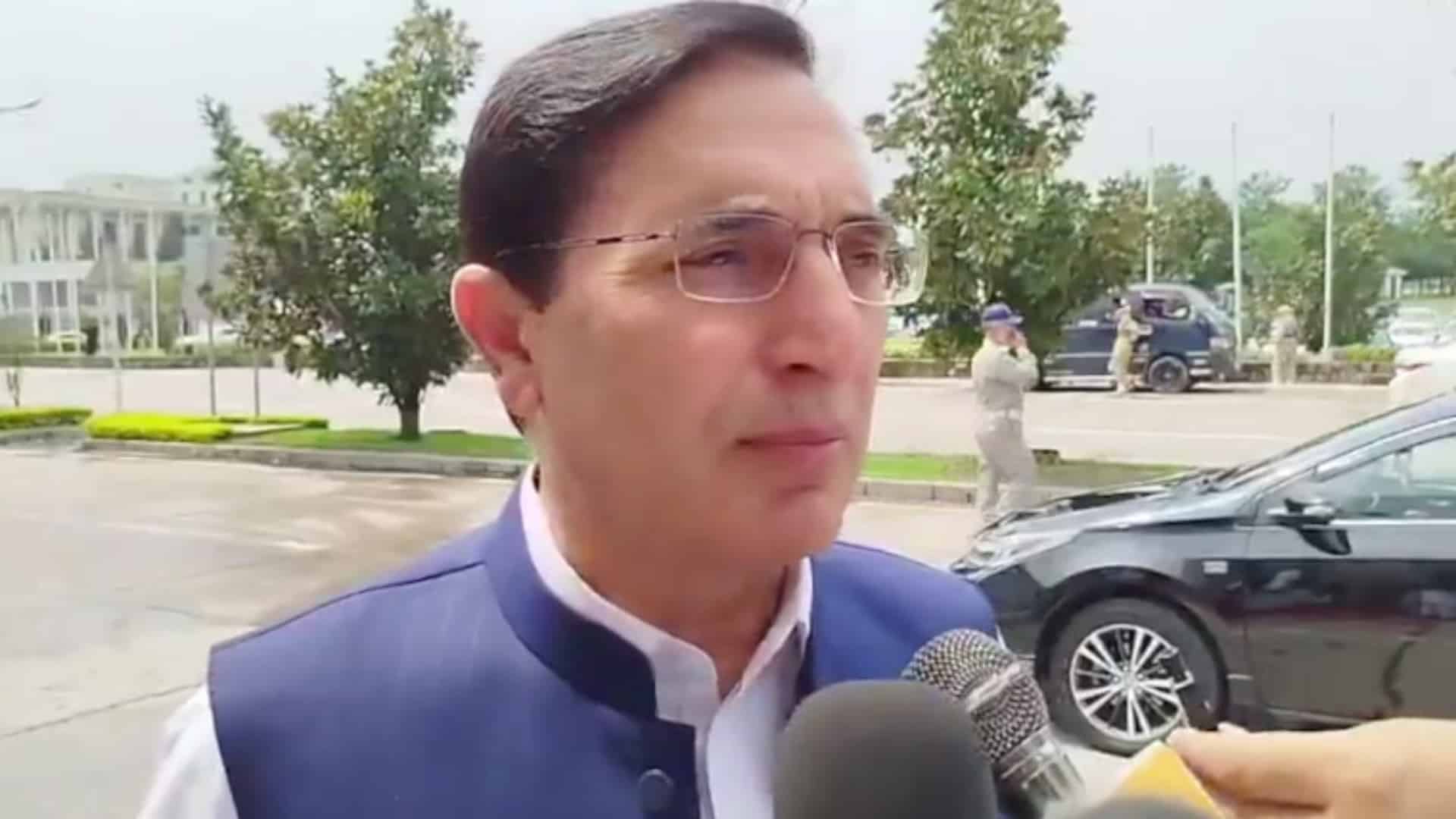 عمران خان کی ہسپتال سے واپس اڈیالہ جیل منتقلی، بیرسٹر گوہر کا بیان آگیا