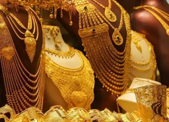 بین الاقوامی مارکیٹ میں سونے اور چاندی کی قیمتوں میں تاریخی اضافہ