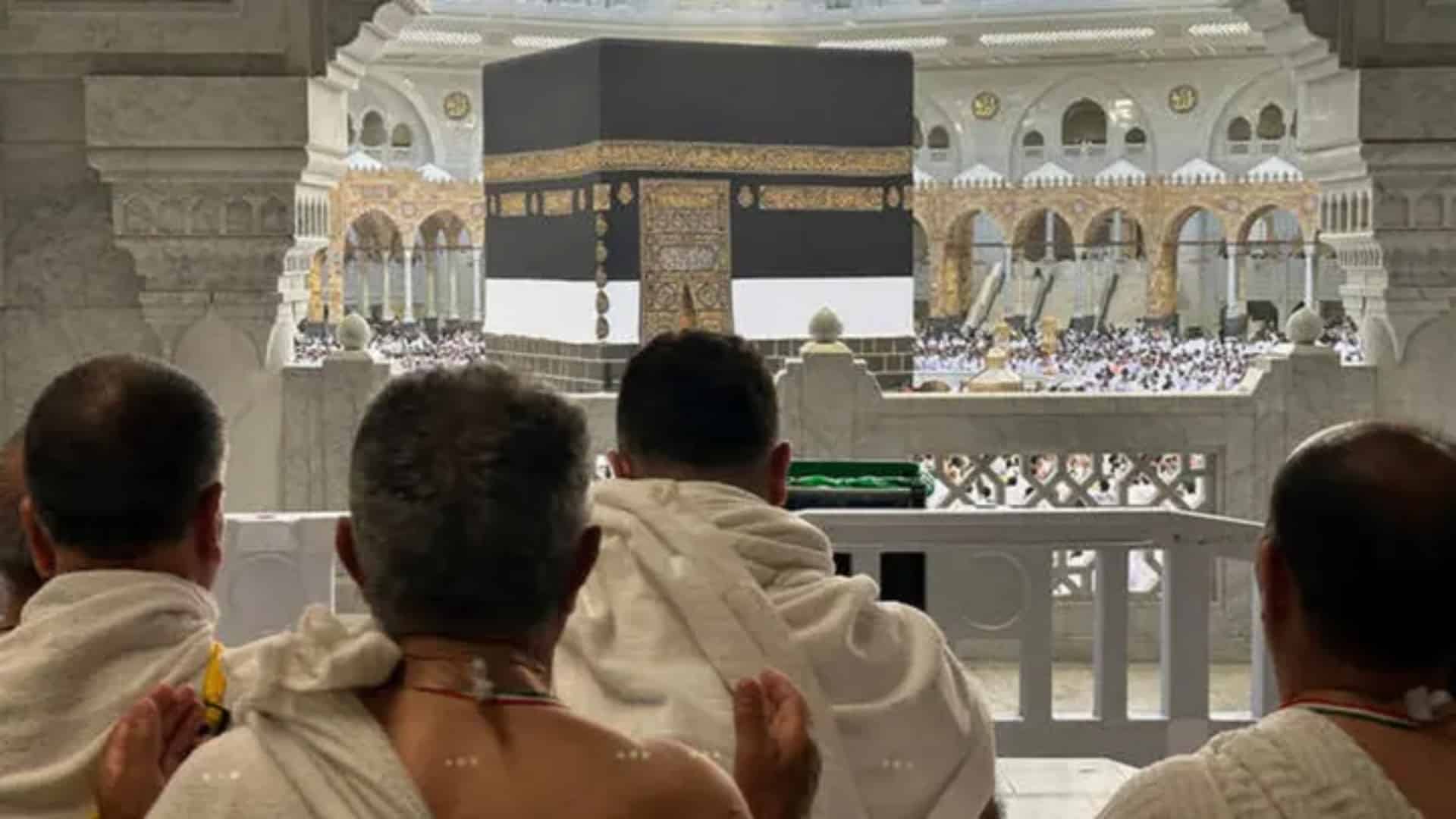 پرائیویٹ حج 2027 کیلئے واجبات کی وصولی شروع ، عازمین کیلئے اہم ہدایات جاری
