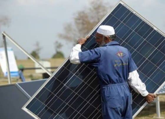 سولر صارفین کے حوالے سے نیپرا سے پریشان کن خبر آگئی