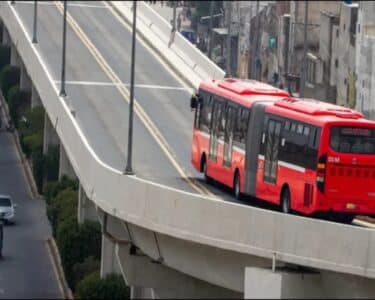 میٹرو بس سروس بند ہوگی یا نہیں؟ مسافروں کیلئے اہم اعلان سامنے آگیا