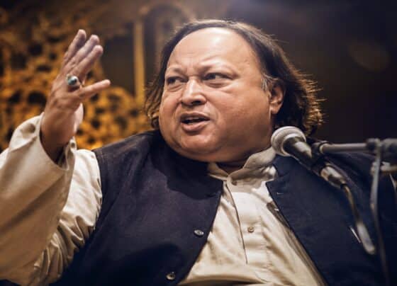نصرت فتح علی خان کی آواز کا جادو آج بھی برقرار ، مداحوں سے بچھڑے 29 برس بیت گئے