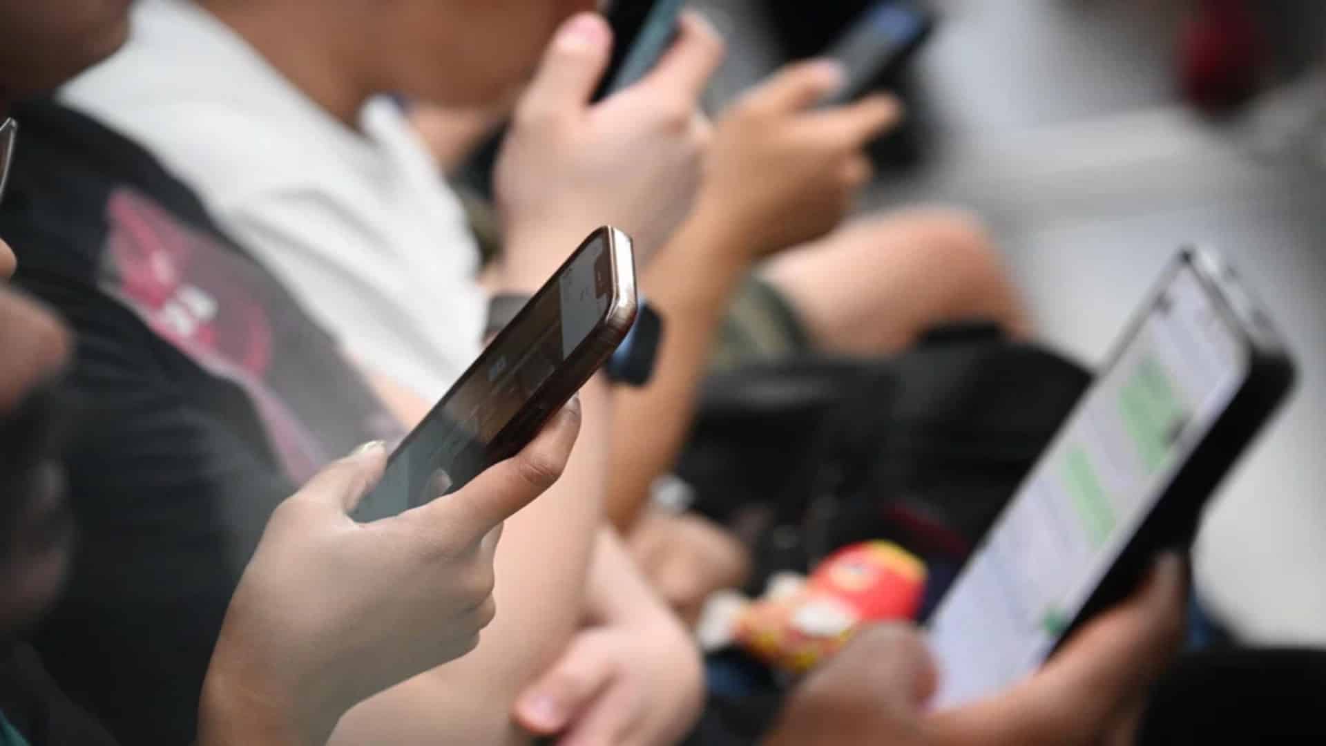 موبائل فون بنے گا سیٹلائٹ فون؟ مستقبل کی حیران کن ٹیکنالوجی سامنے آگئی