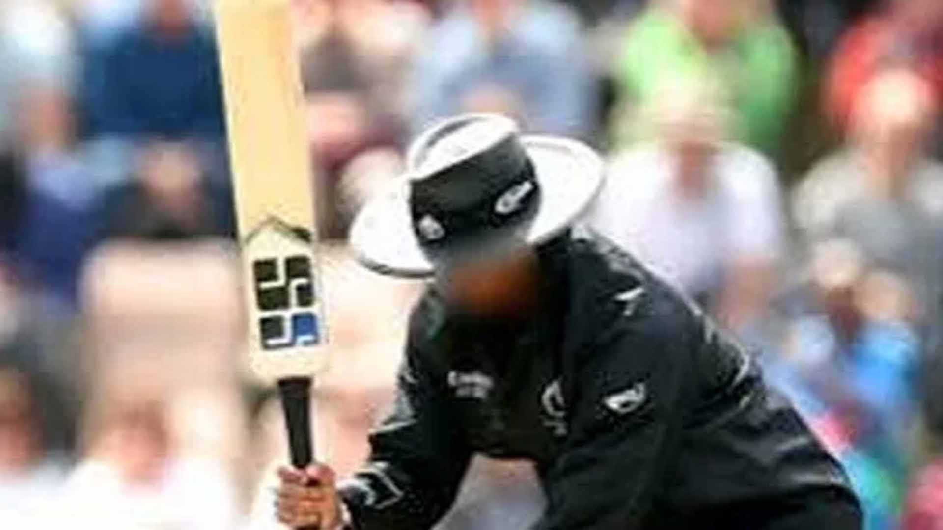 امپائر پر بیٹ سے حملہ کرنے والا بلے باز 36 سال بعد ڈرامائی انداز میں گرفتار