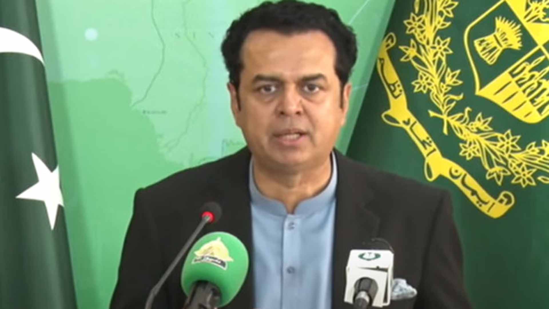 پی ٹی آئی ہمدردی کارڈ کھیلنا چاہتی ہے، بانی پی ٹی آئی تندرست ہیں: طلال چوہدری